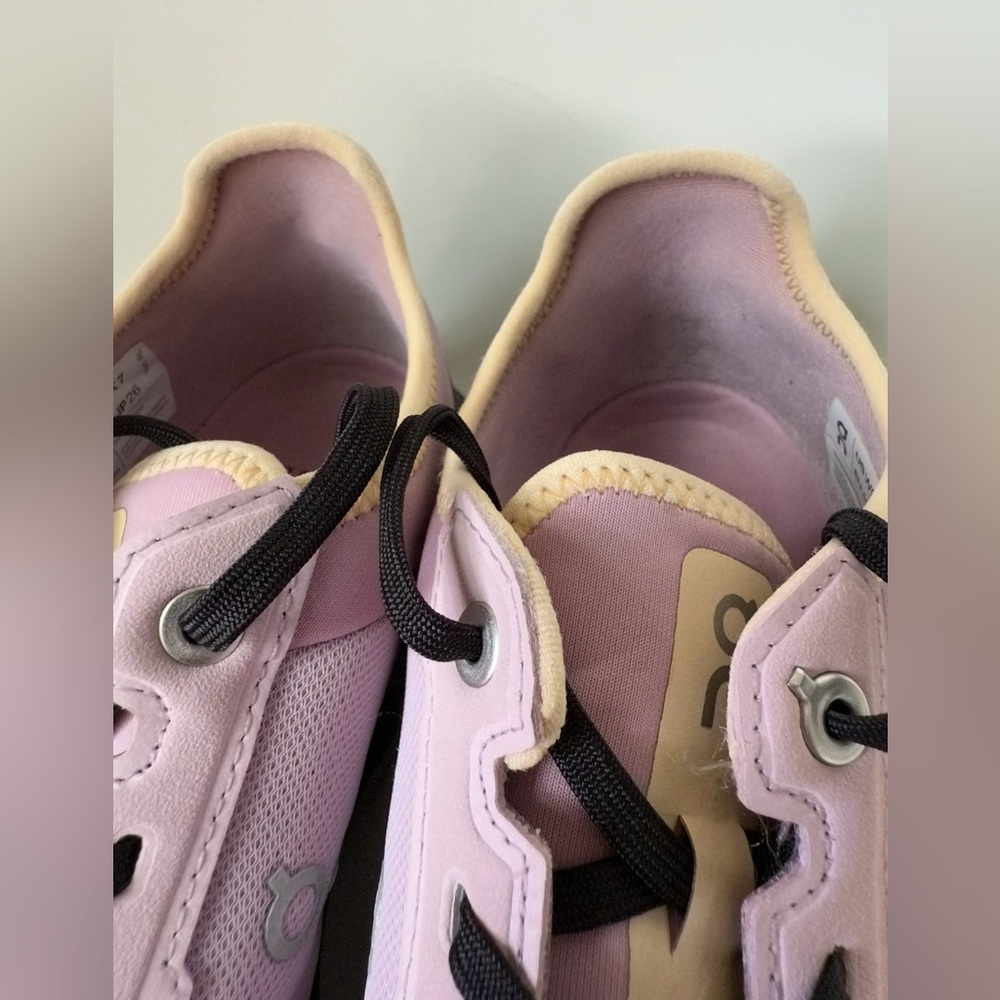 On Running Women's Trail Sneakers in Lavender with Black Outsole - Picture 3 of 16